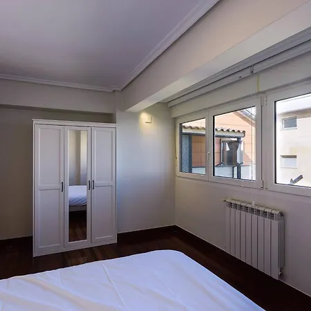 Earra - Casa Damatxo, Terraza, 1 Minuto A La Playa, Zona Tranquila Апартаменты Зараутц